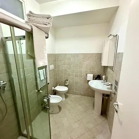 بيت ضيافة Ai Giardini -vicino Ospedale Borgo Trento E Centro Storico 2*