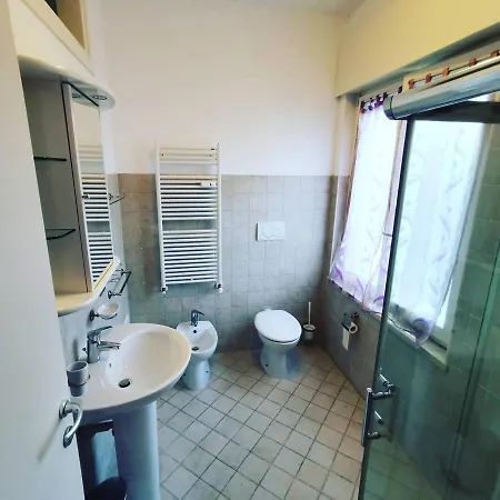 Ai Giardini -vicino Ospedale Borgo Trento E Centro Storico بيت ضيافة